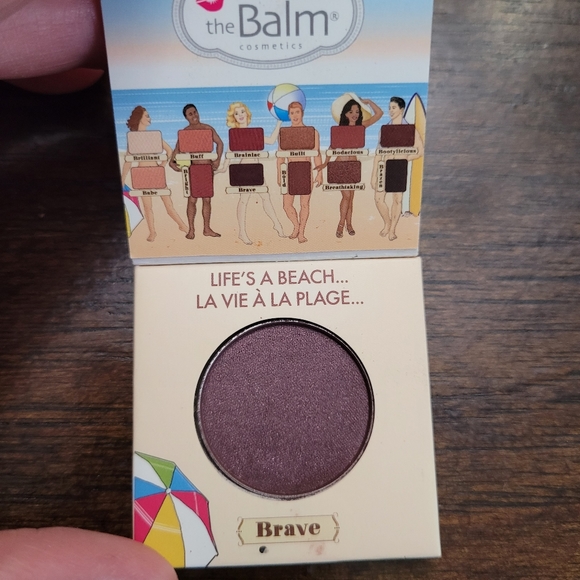 Makeup Bundle - Picture 5 of 9